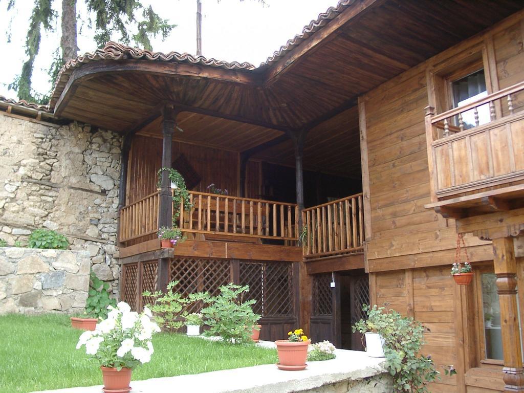 Sarafova Guest House Koprivștița Exterior foto