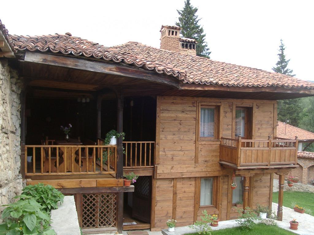 Sarafova Guest House Koprivștița Exterior foto