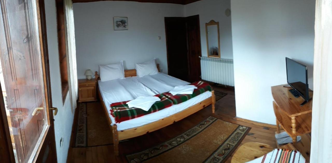 Sarafova Guest House Koprivștița Exterior foto