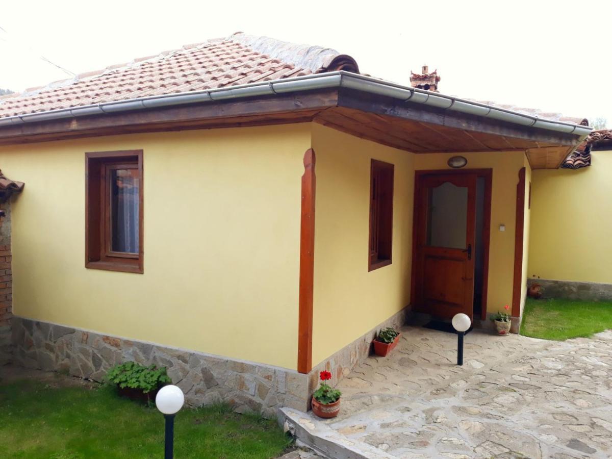Sarafova Guest House Koprivștița Exterior foto